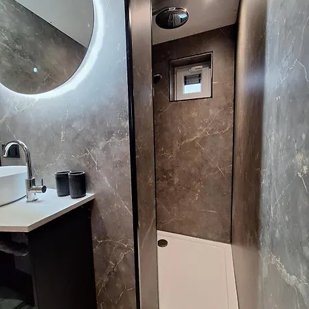 Zee Aan Geluk Vakantiehuis *