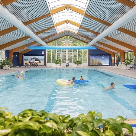 Zee Aan Geluk * Sint Maartensvlotbrug